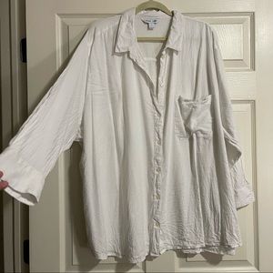 Old Navy White Button Up Blouse (4X)